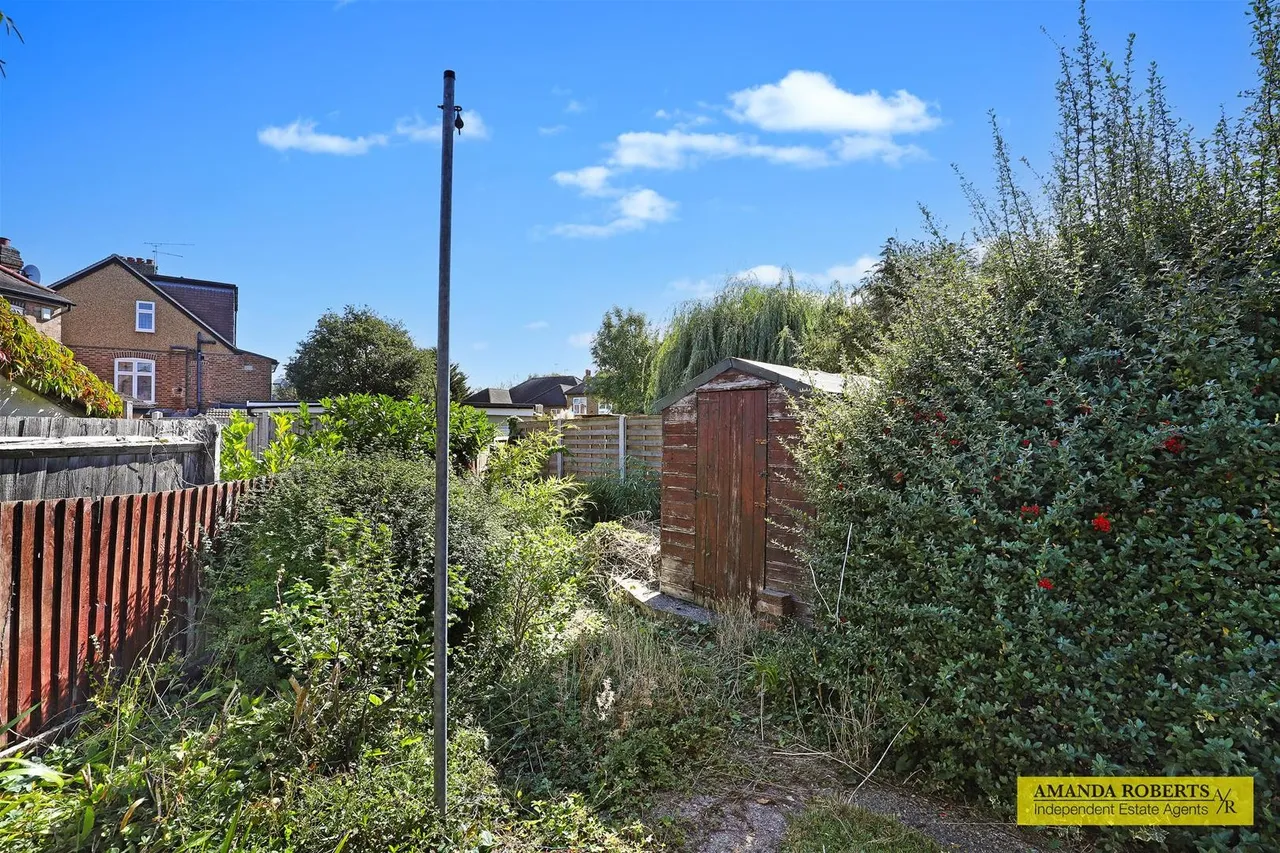 Fairlight Avenue, Chingford, photo 20