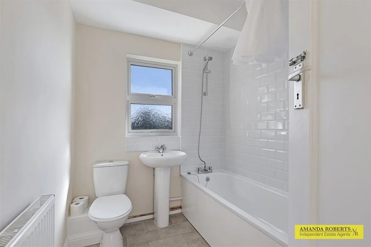Fairlight Avenue, Chingford, photo 15