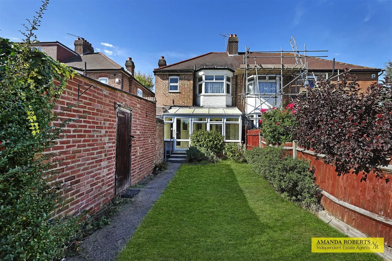 Fairlight Avenue, Chingford, photo 22