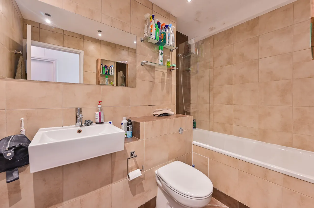 103 Park South, Austin Road, London, photo 11