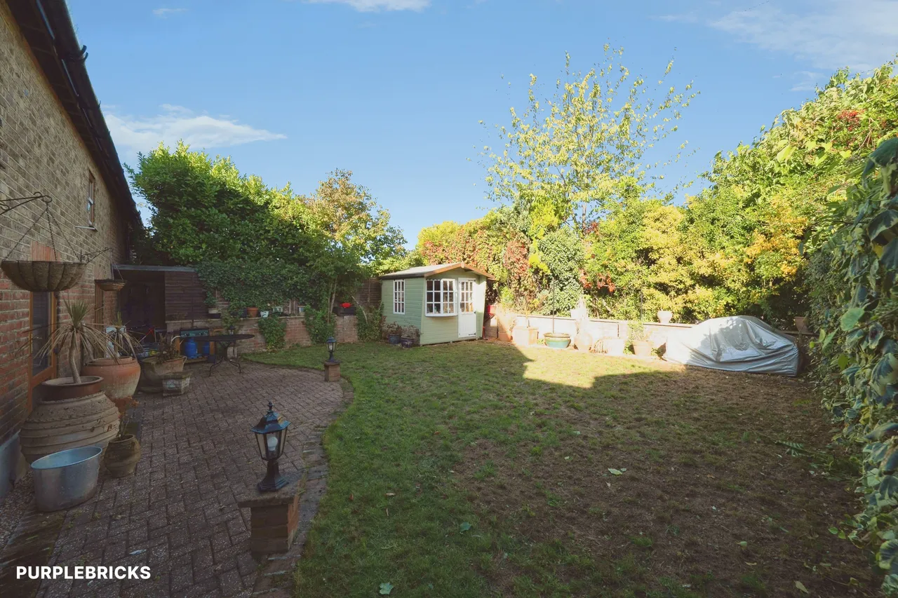 Hatch Farm Mews, Addlestone, KT15, photo 19