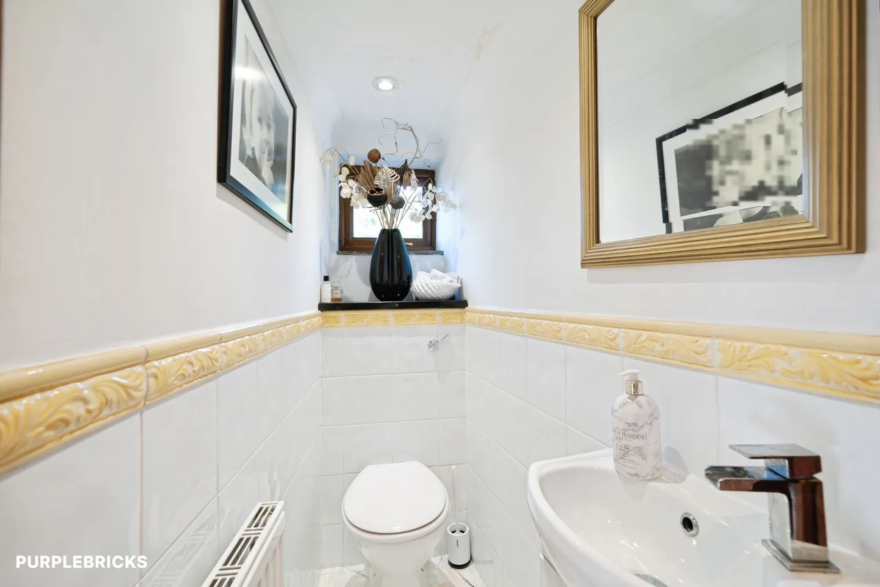 Hatch Farm Mews, Addlestone, KT15, photo 18