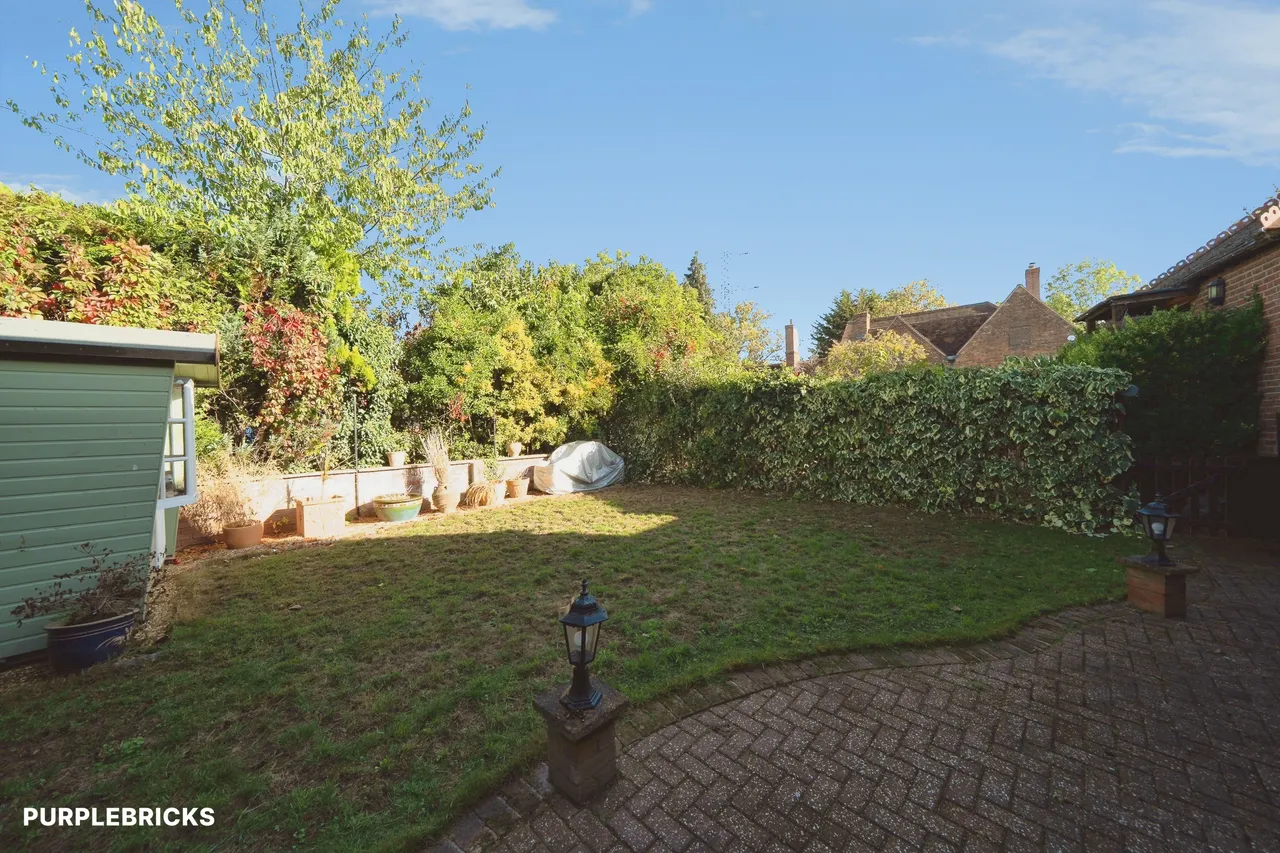 Hatch Farm Mews, Addlestone, KT15, photo 20