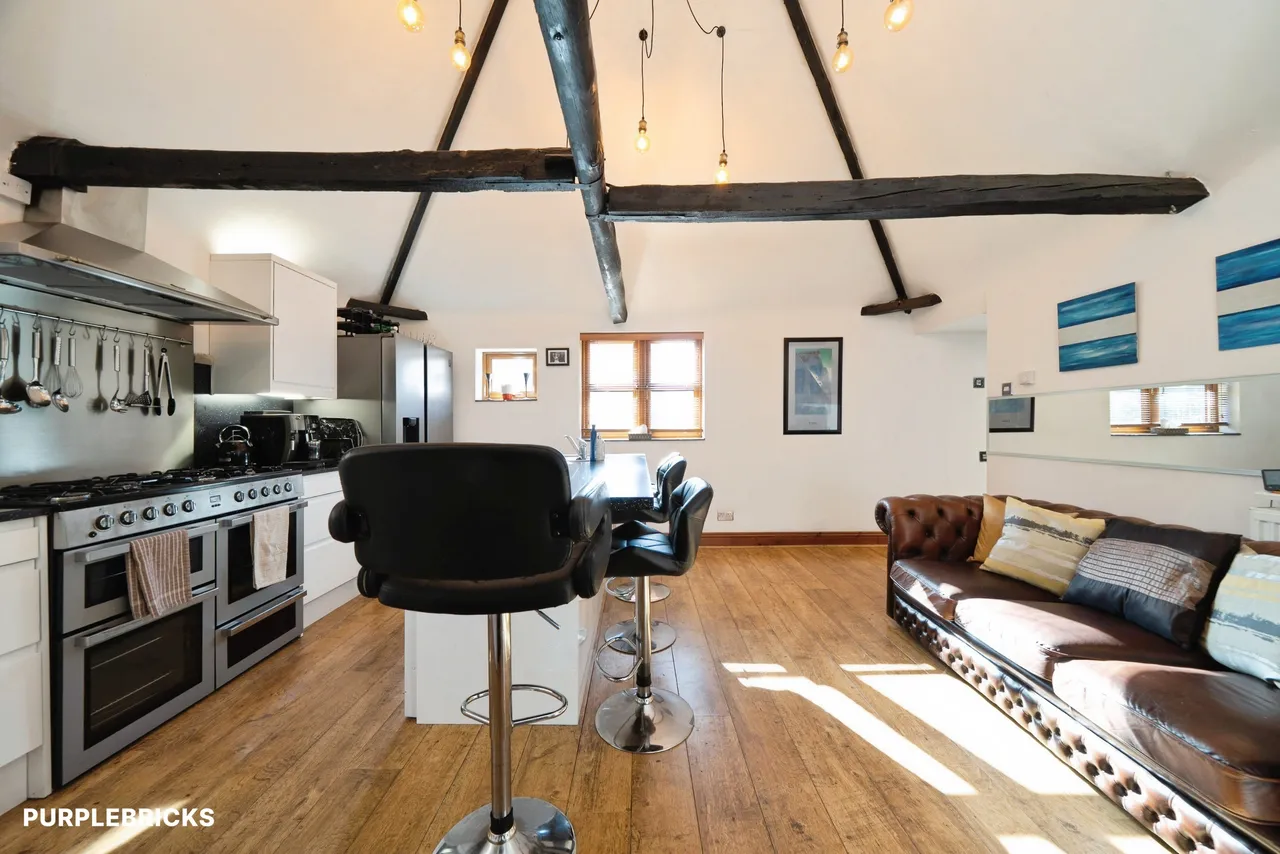 Hatch Farm Mews, Addlestone, KT15, photo 11