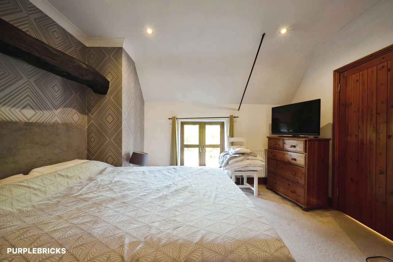 Hatch Farm Mews, Addlestone, KT15, photo 14