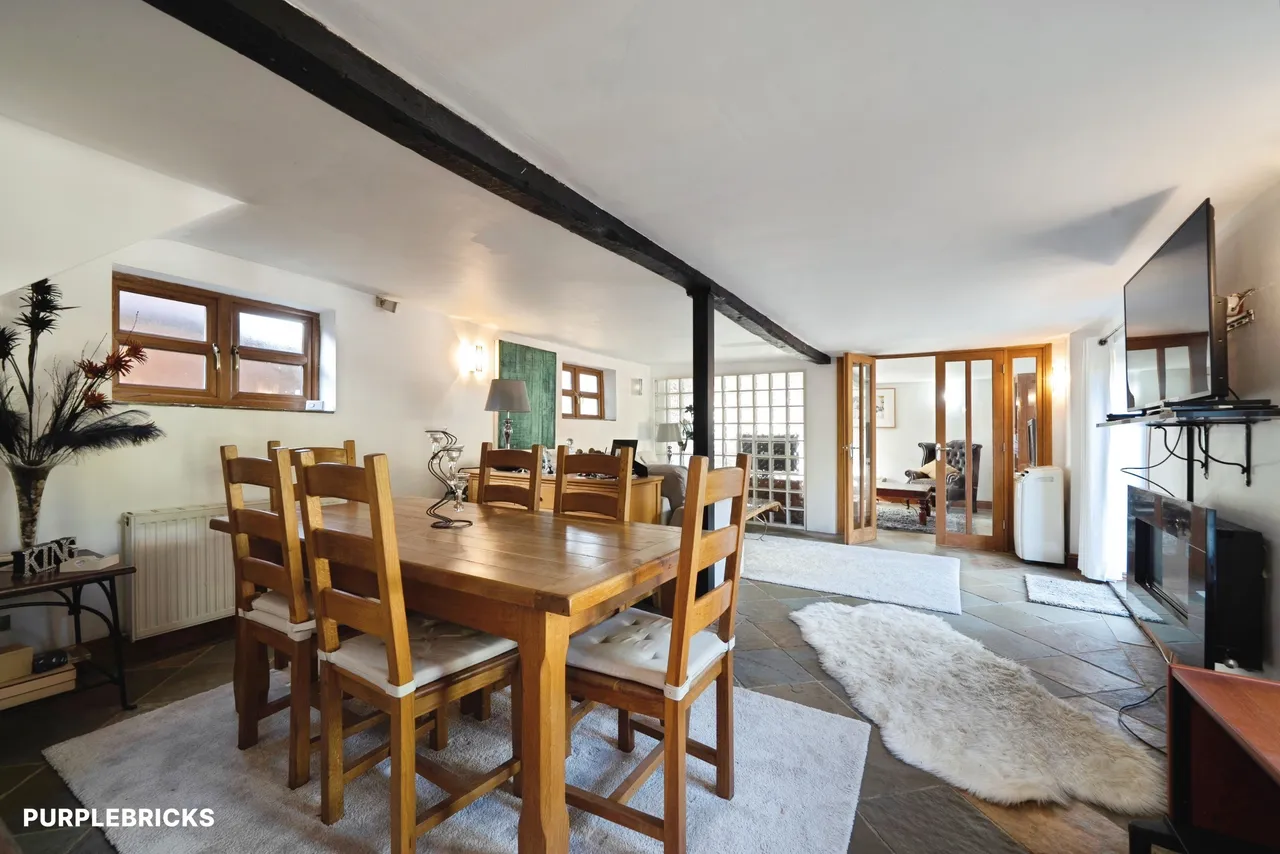 Hatch Farm Mews, Addlestone, KT15, photo 3