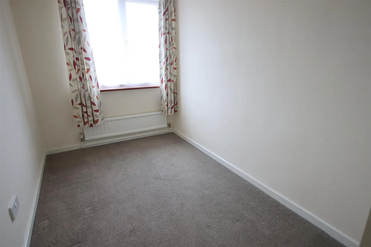 Stonelea Close, Chippenham, photo 9