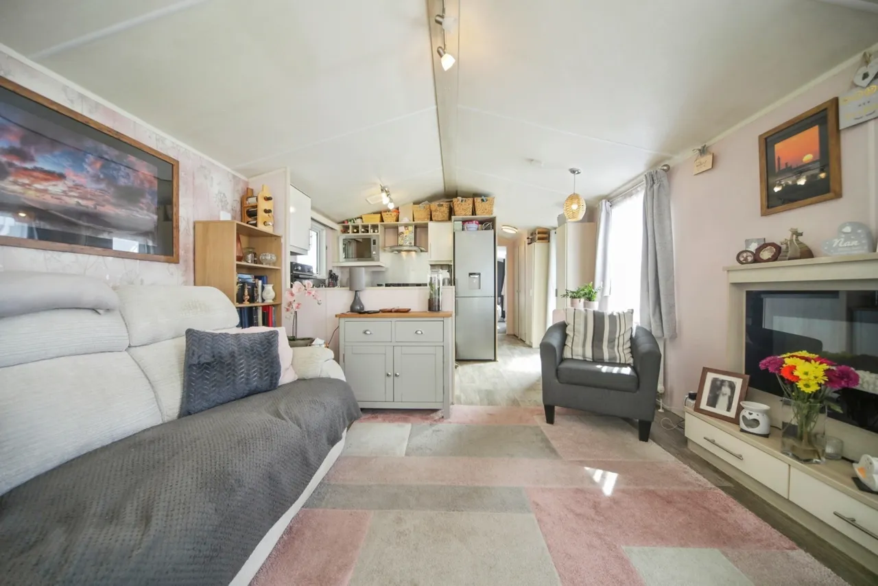 Pettaugh Road, Stonham Aspal, Stowmarket, Suffolk, IP14, photo 13
