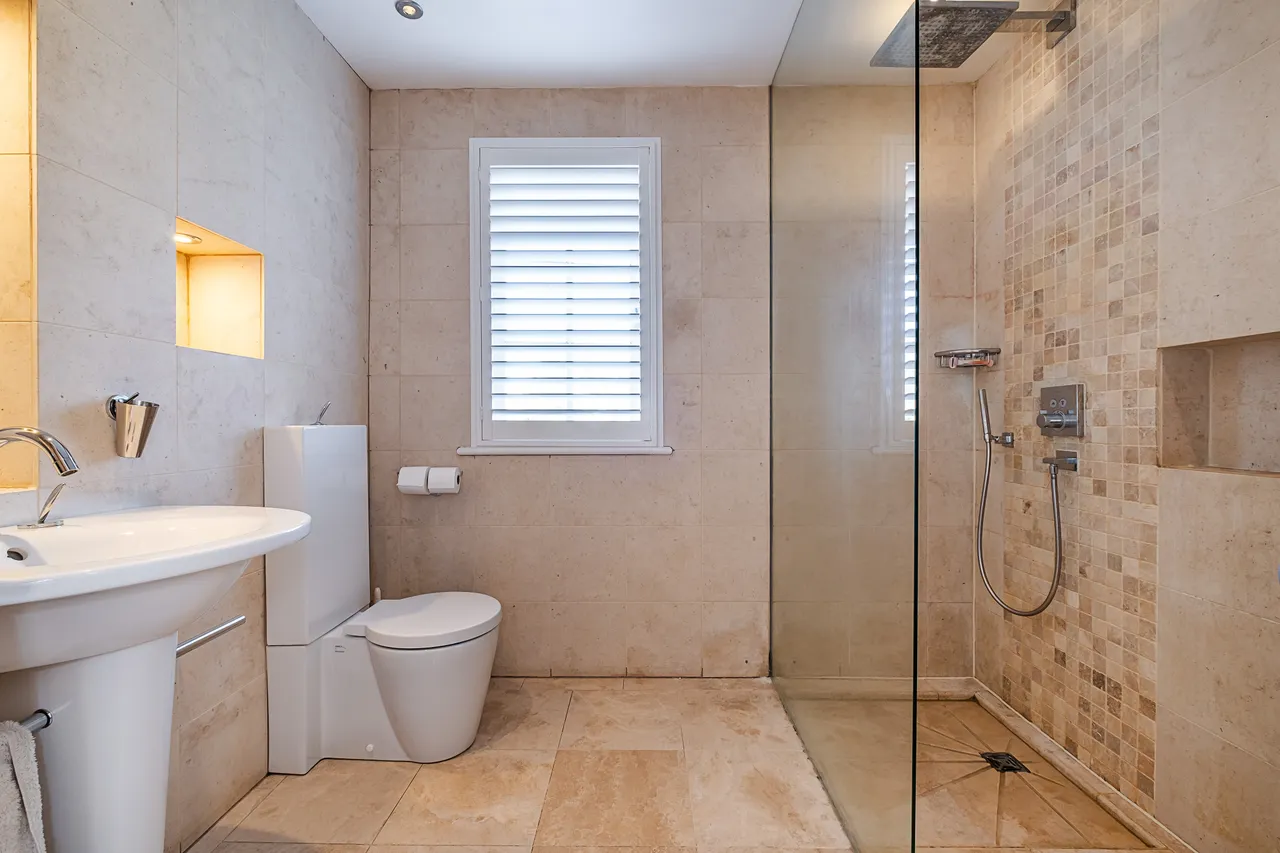 Twickenham Road, Teddington, TW11, photo 11
