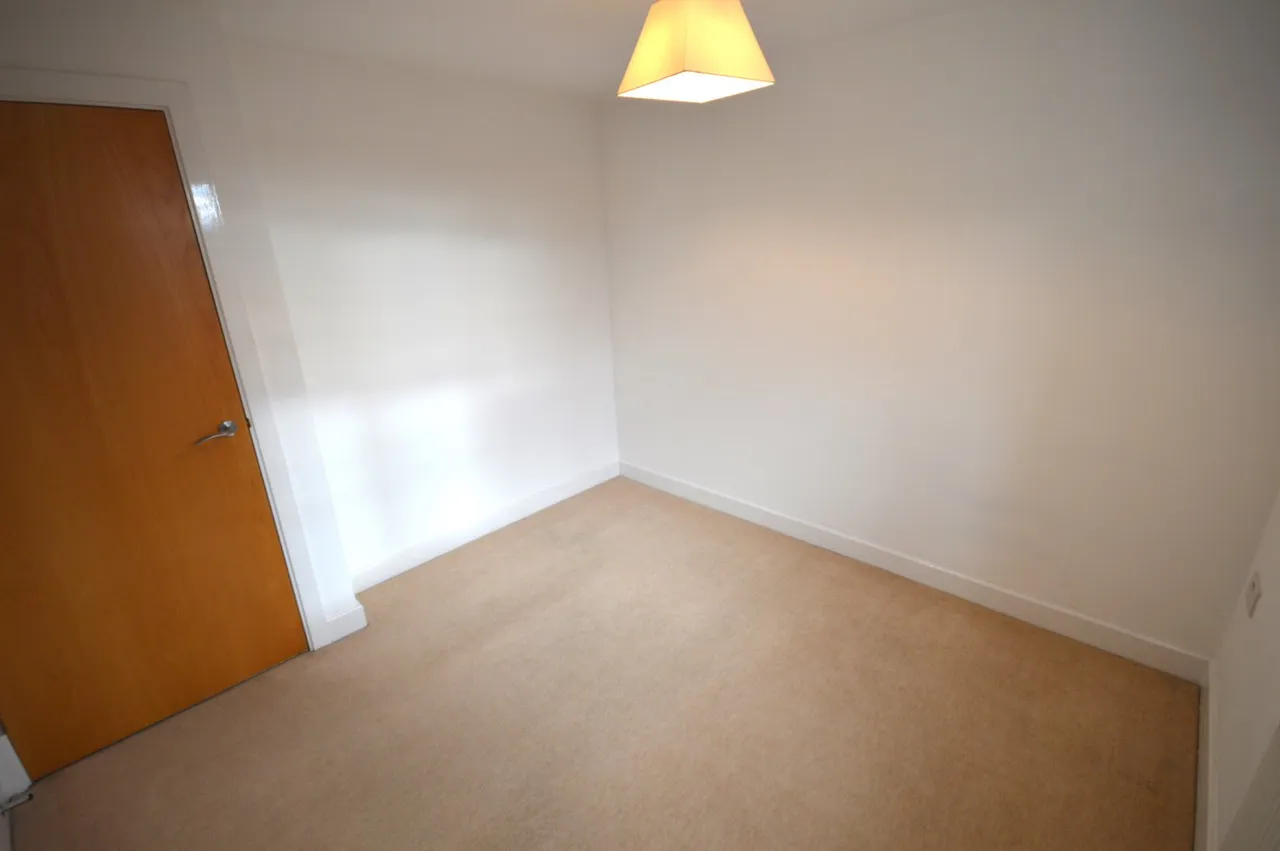 Greenacre Way, Sheffield, S12, photo 9