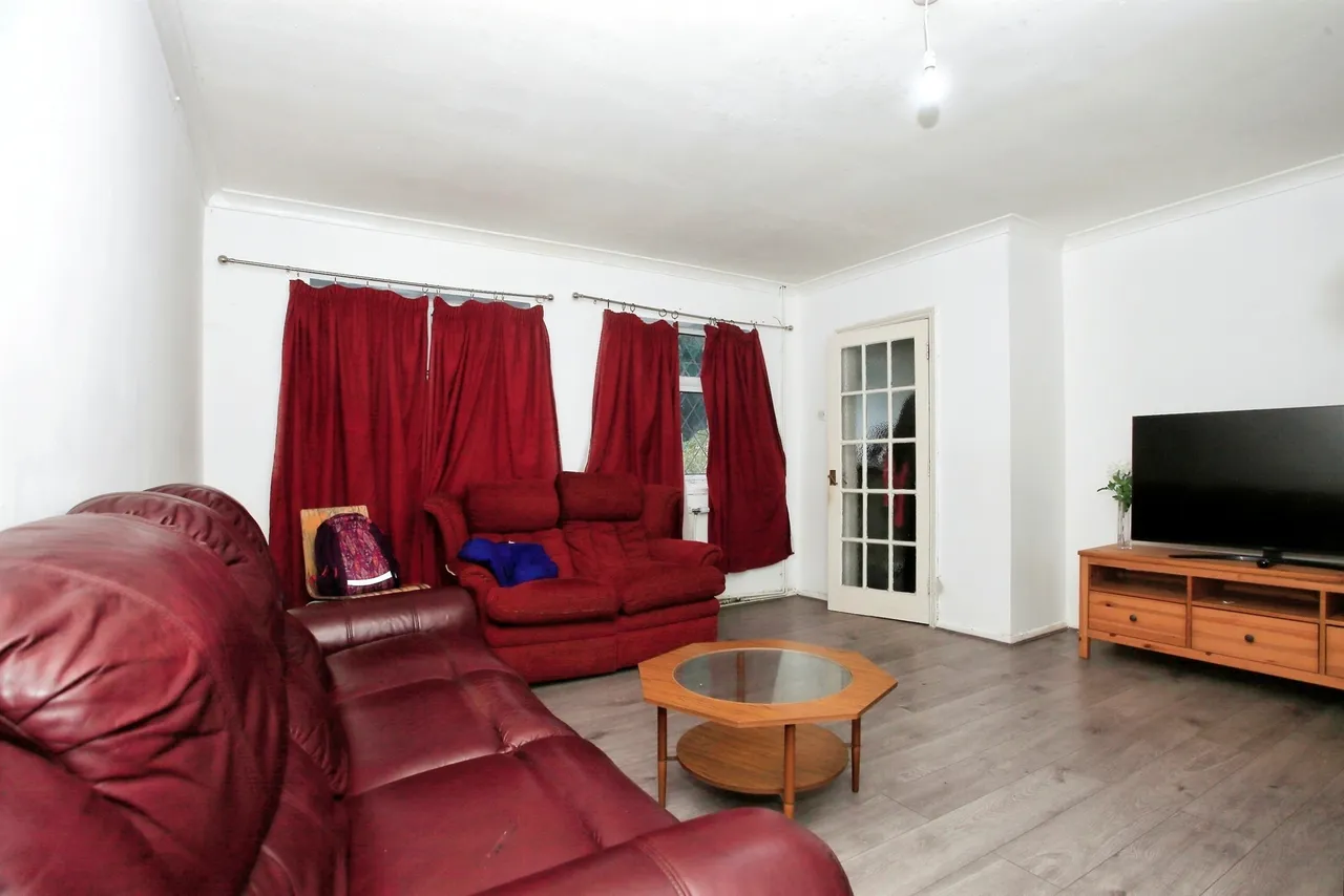 3 bed house for sale, Naseby Close, Peterborough, PE3