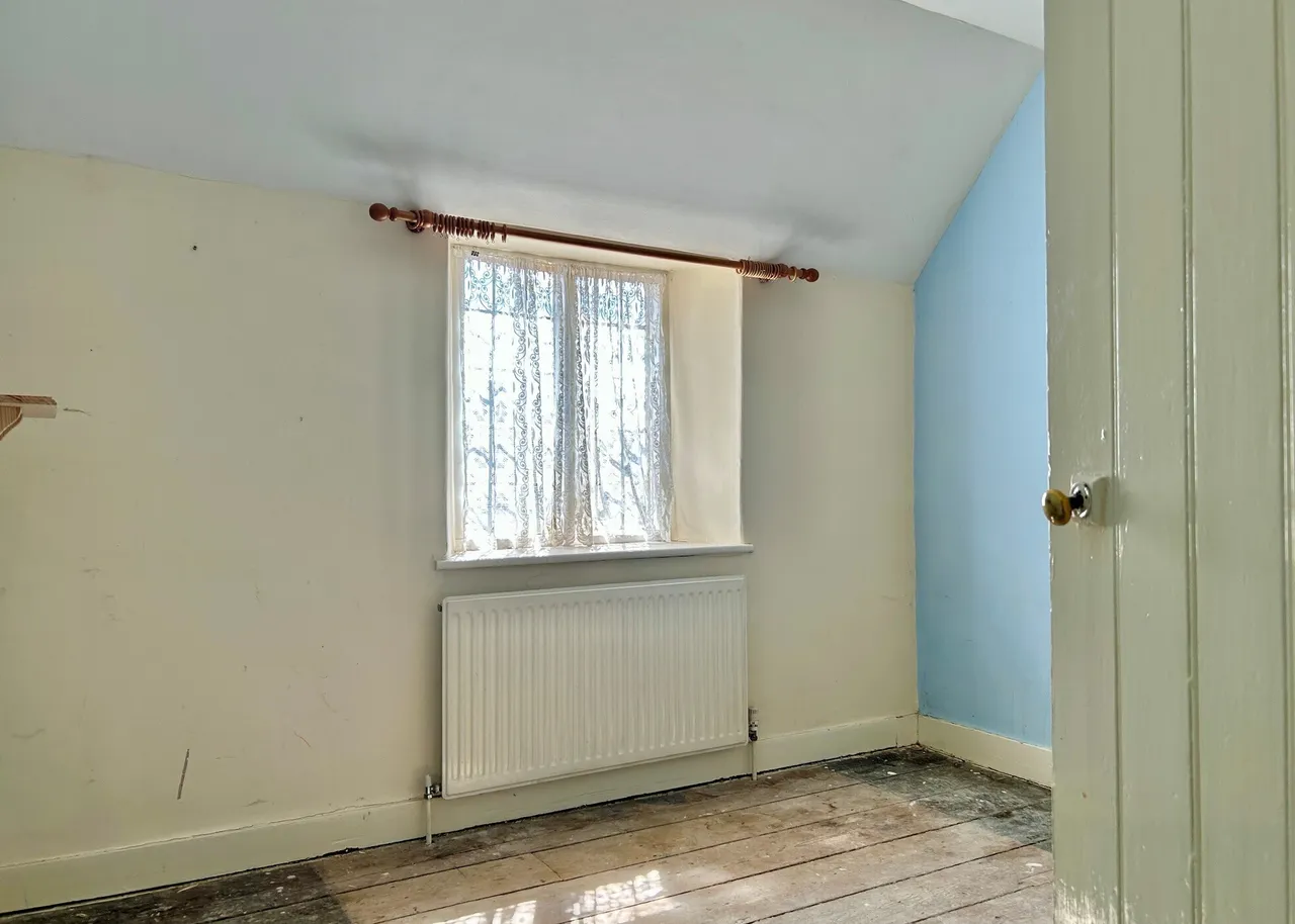 Coates, Cirencester, GL7, photo 8