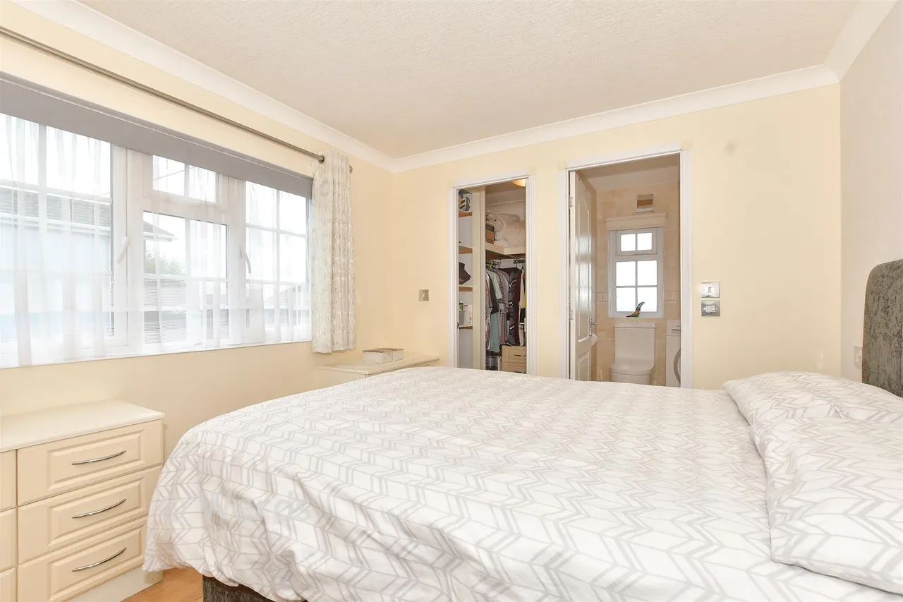 Faversham Road, Seasalter, CT5, photo 8