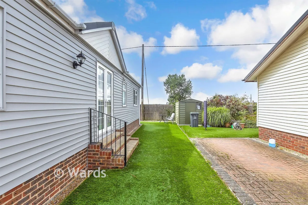 Faversham Road, Seasalter, CT5, photo 11