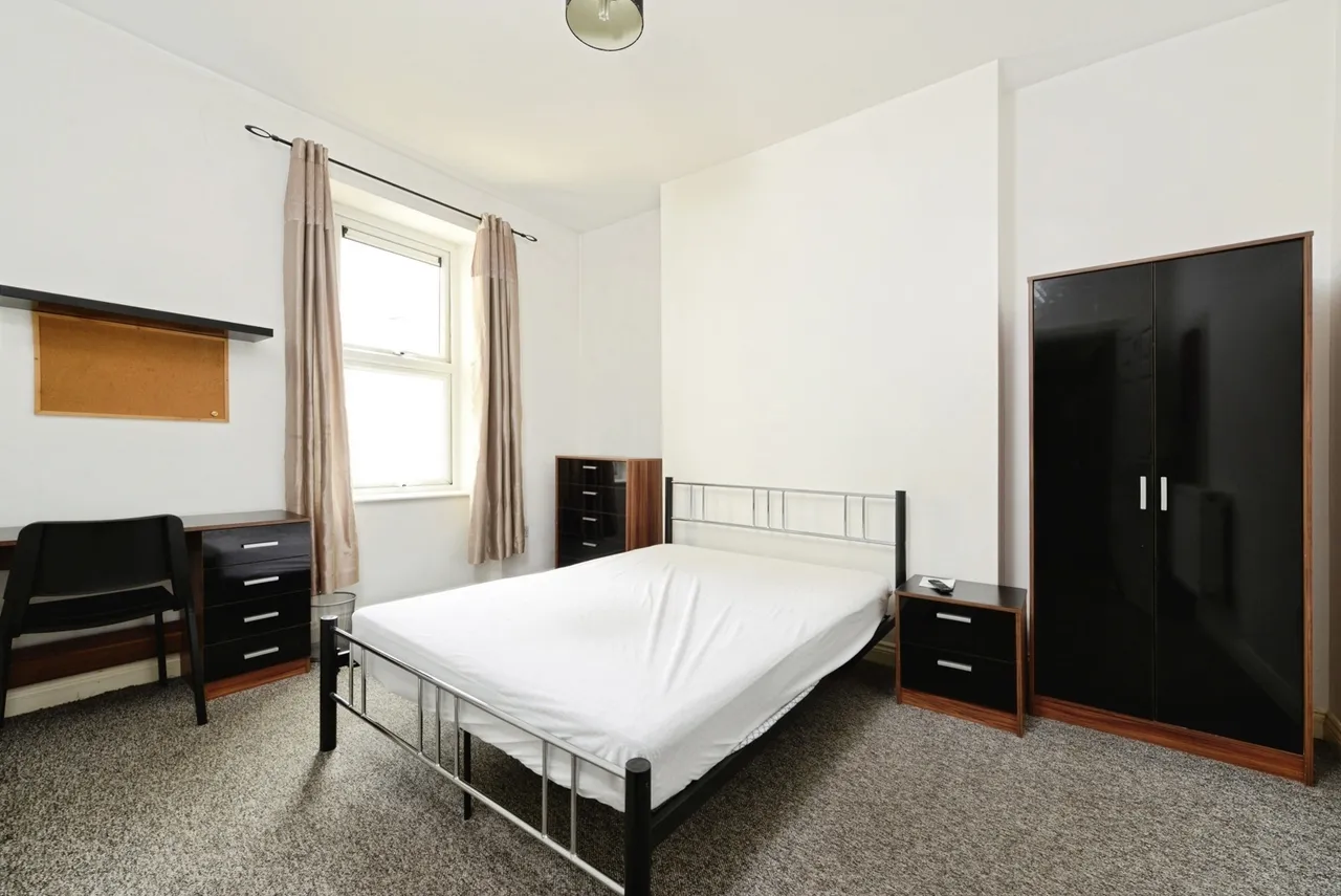 Plym Street, Plymouth, PL4, photo 12