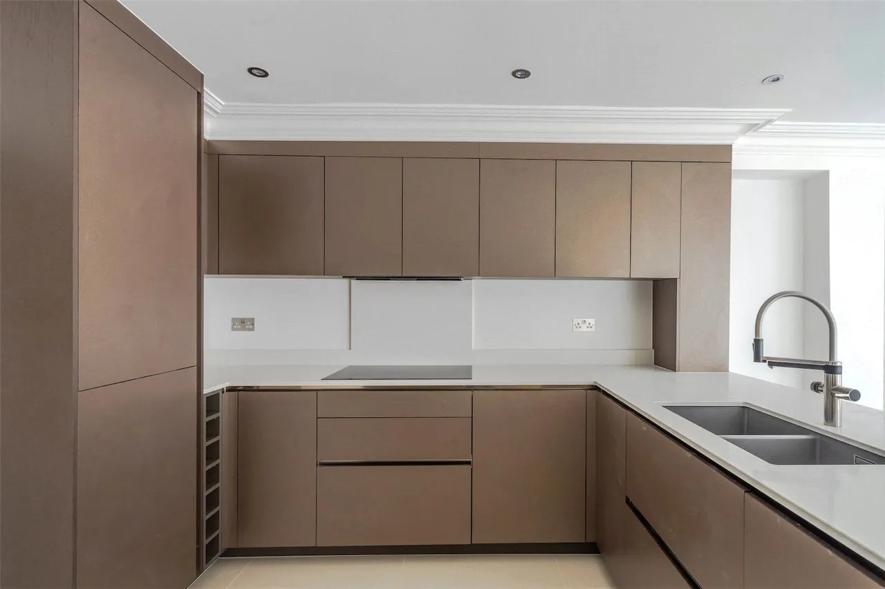Tremayne Walk, Camberley, Surrey, GU15 1AH, photo 4