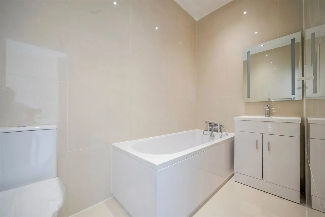 Tremayne Walk, Camberley, Surrey, GU15 1AH, photo 9