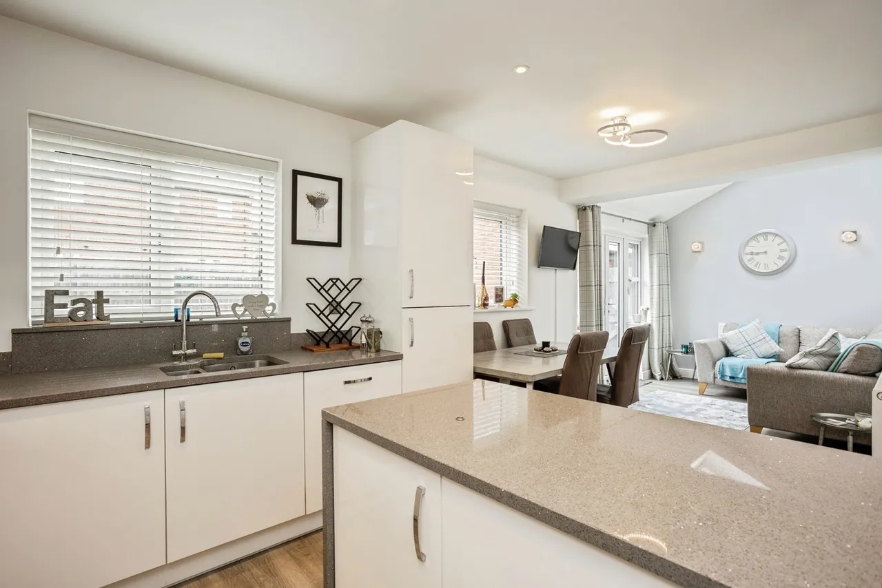Rose Way, Edwalton, NG12, photo 9