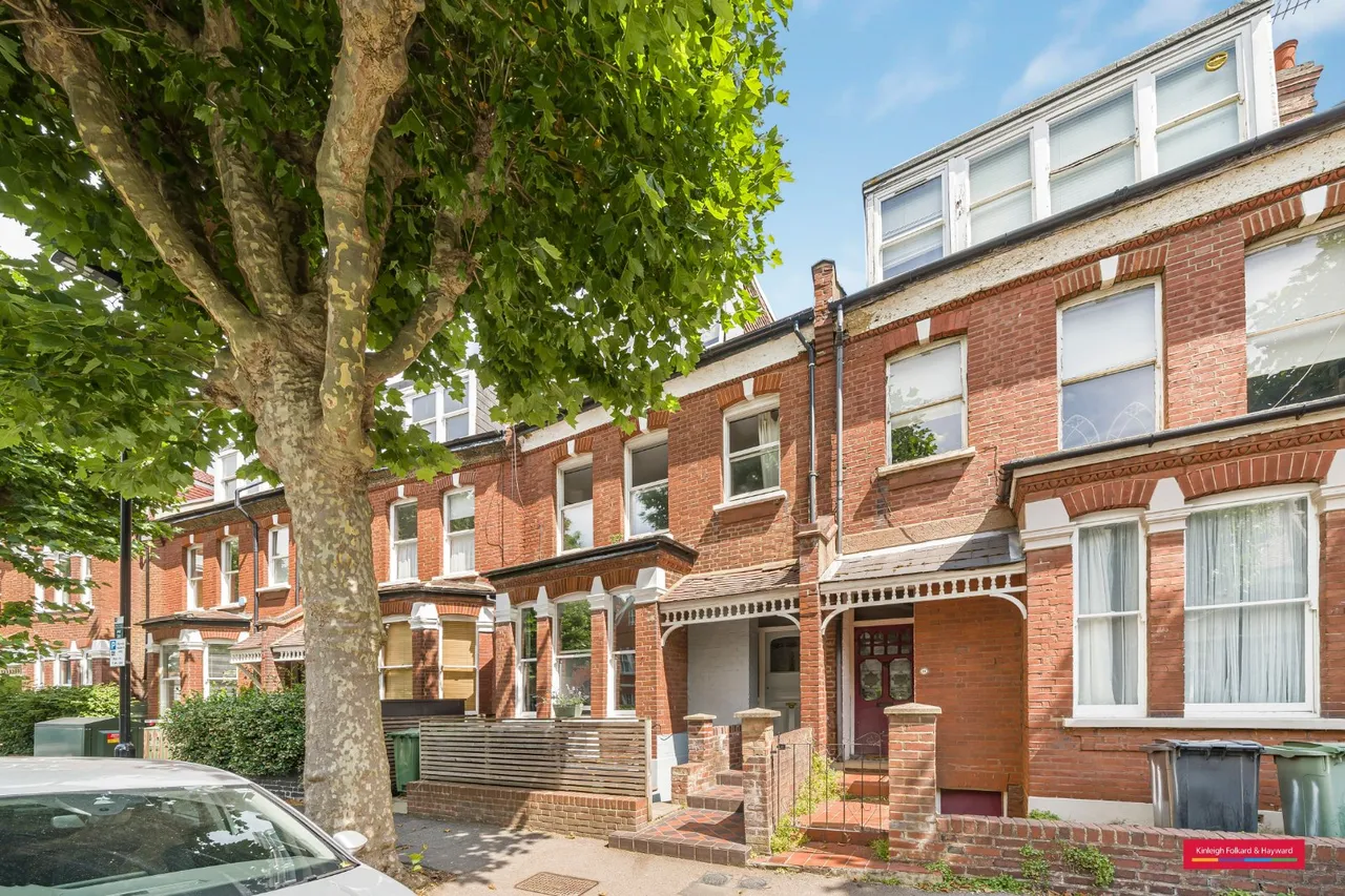 Fortis Green Avenue, London, N2, photo 2
