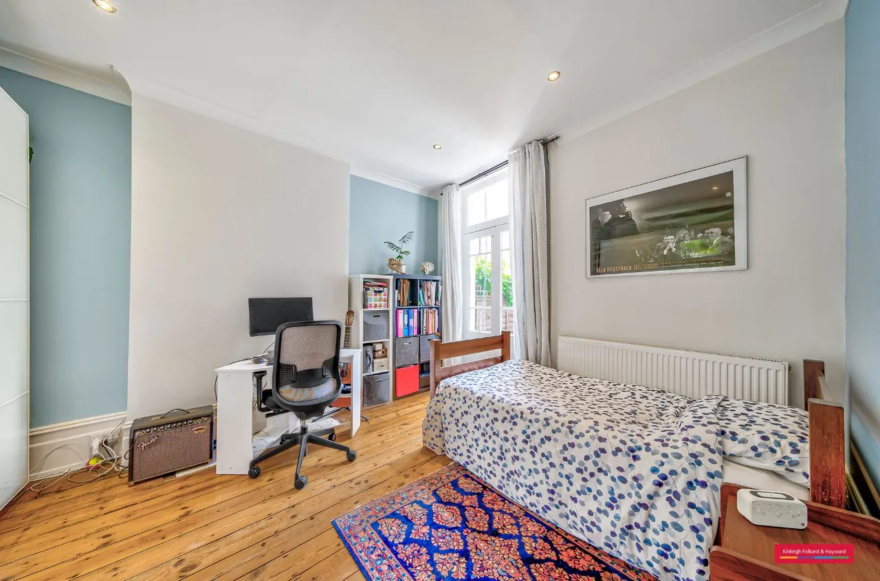 Fortis Green Avenue, London, N2, photo 12