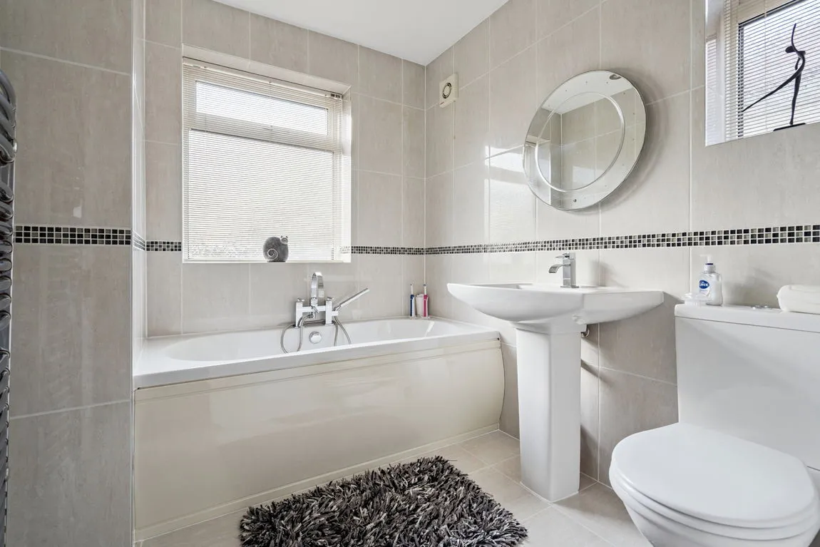 Lulworth Drive, Pinner, HA5, photo 13