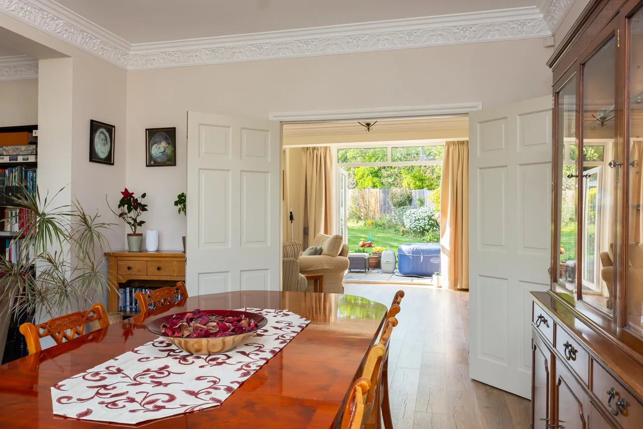 Landra Gardens, Winchmore Hill, London, N21, photo 9