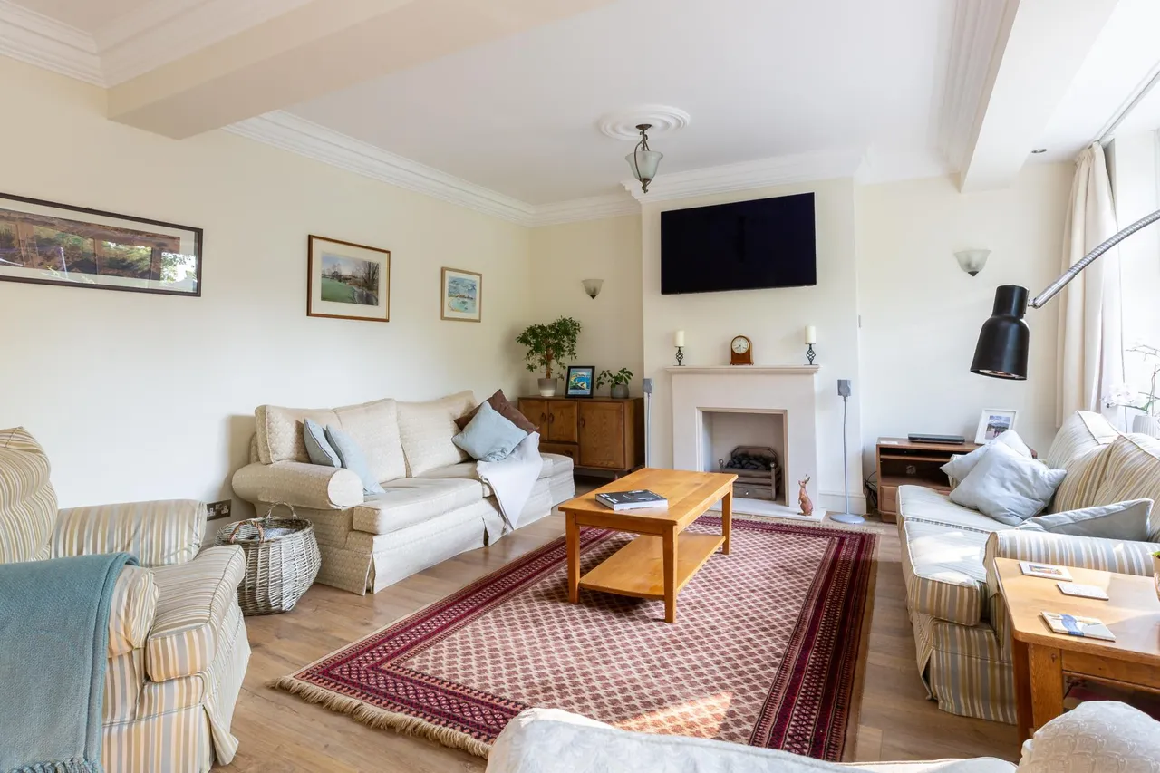 Landra Gardens, Winchmore Hill, London, N21, photo 4