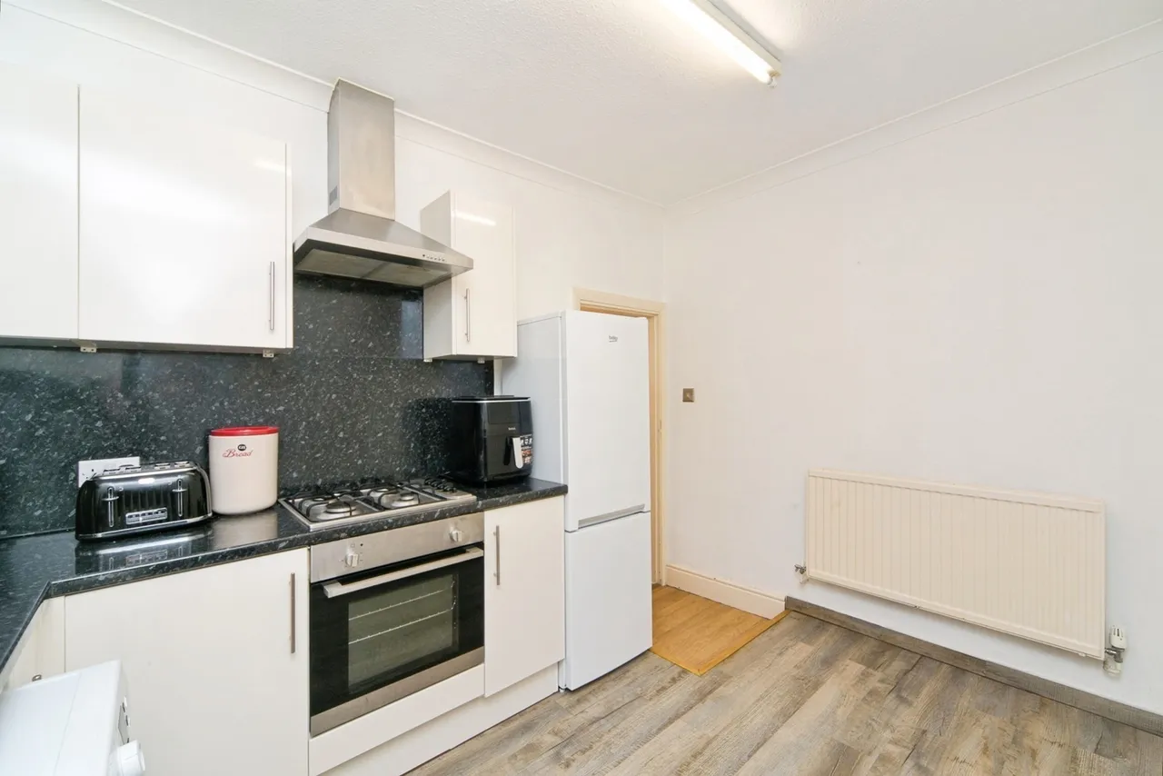 Abergele Road, Old Colwyn, LL29, photo 7
