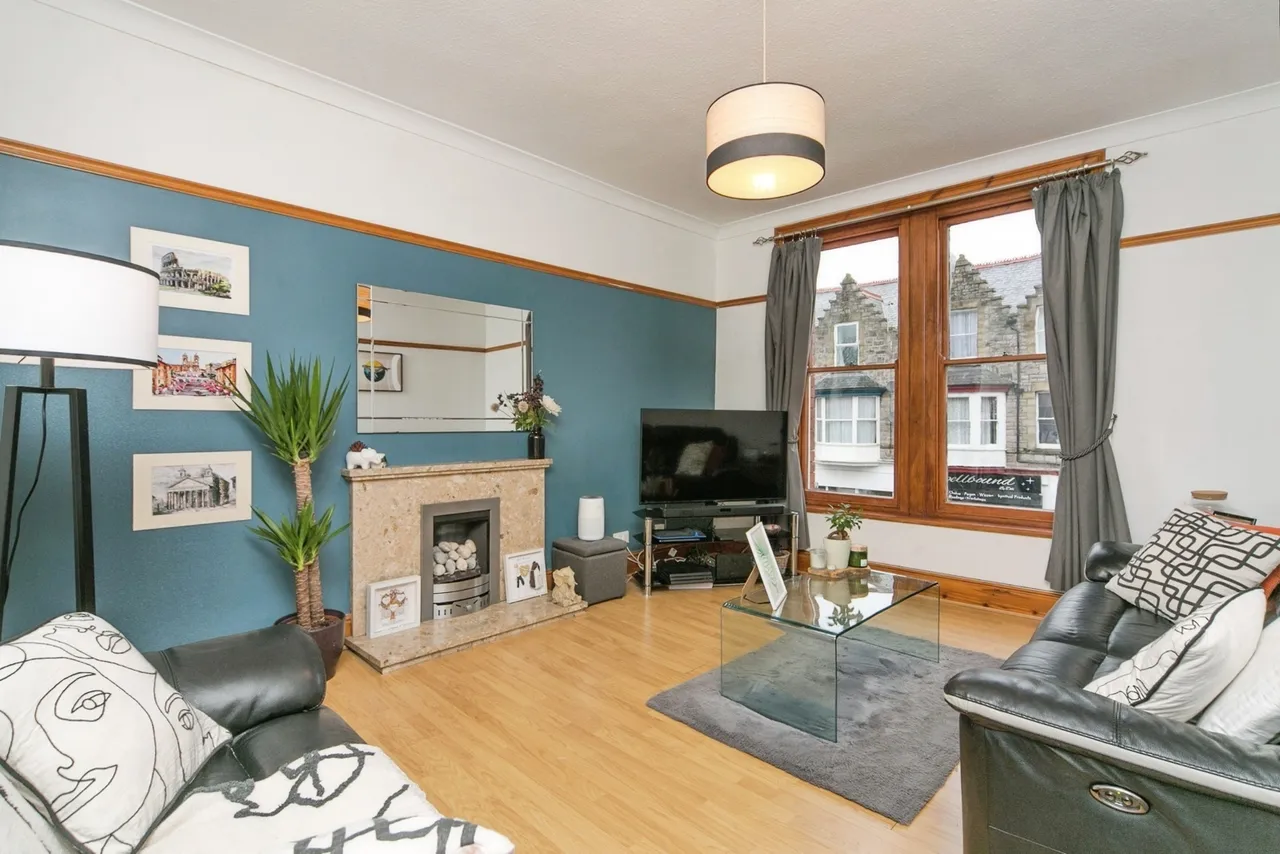 Abergele Road, Old Colwyn, LL29, photo 6
