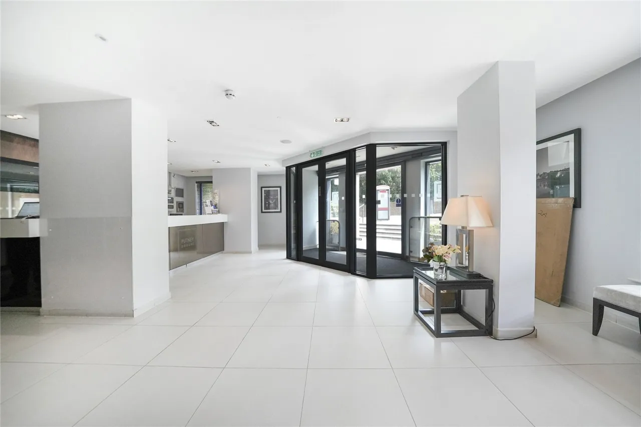 Portland House, Putney, photo 10