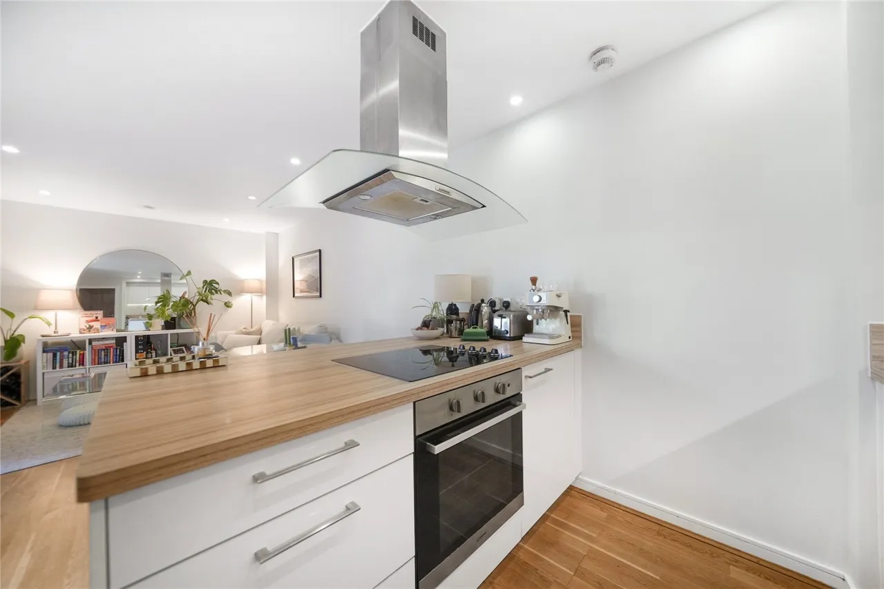 Portland House, Putney, photo 4