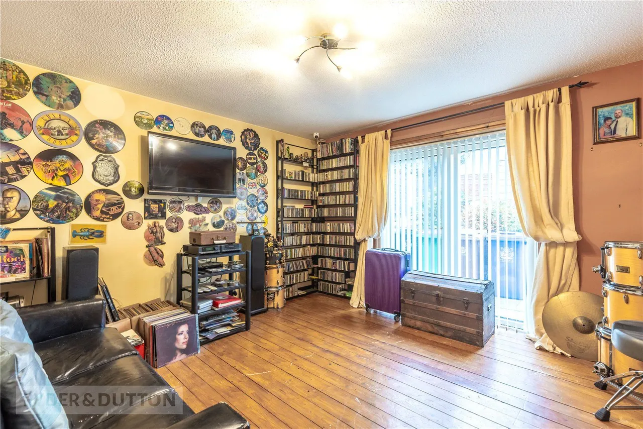 Carruthers Close, Heywood, OL10, photo 9
