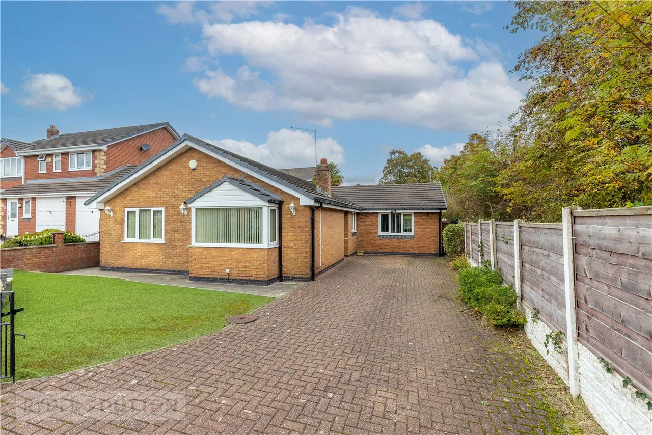 Carruthers Close, Heywood, OL10, photo 5