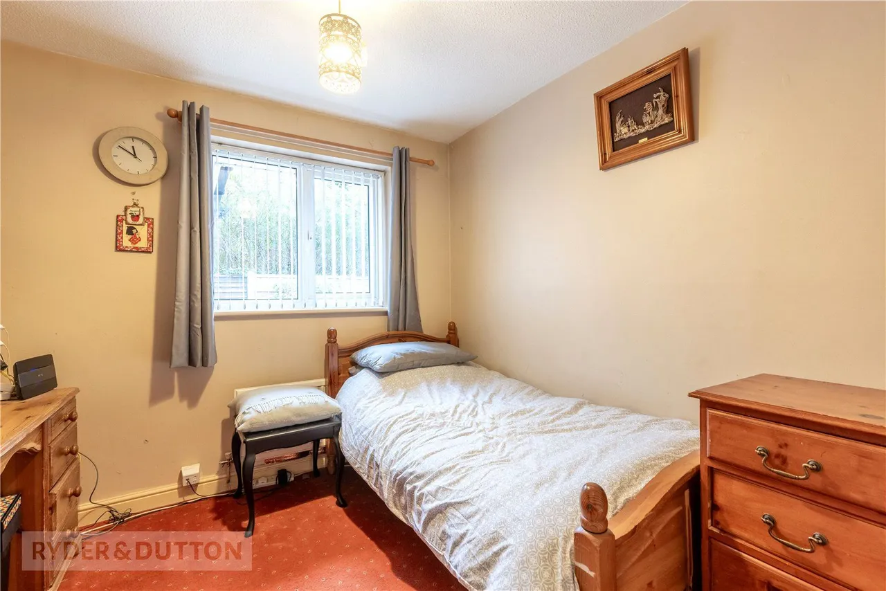 Carruthers Close, Heywood, OL10, photo 13