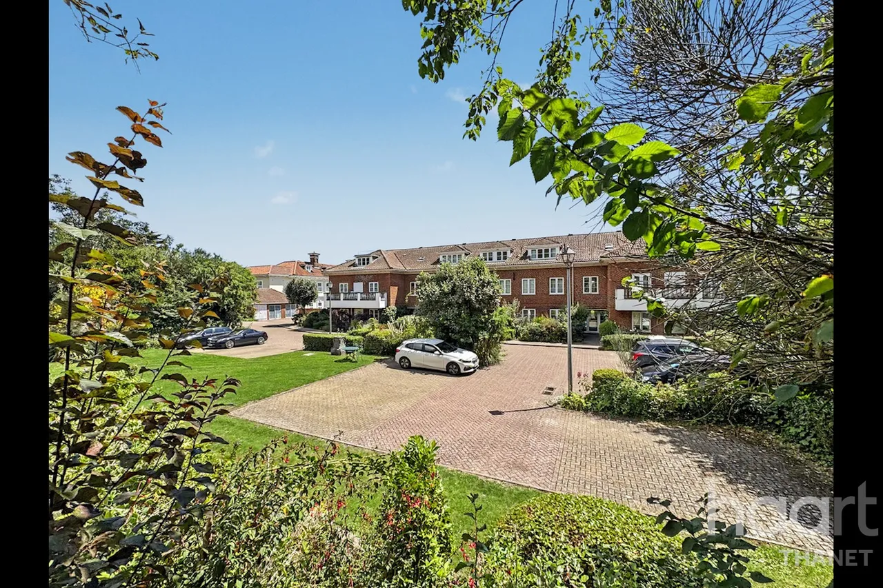 North Foreland Road, Broadstairs, CT10, photo 21