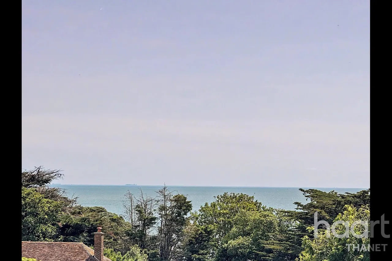 North Foreland Road, Broadstairs, CT10, photo 18