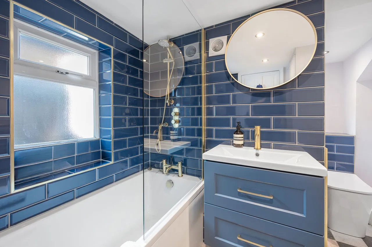 Latchmere Road, Battersea, SW11, photo 6
