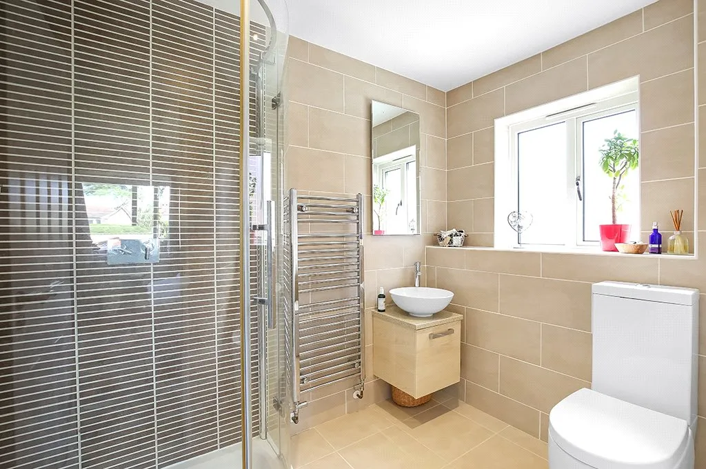 Rownhams Lane, Rownhams, Southampton, Hampshire, SO16 8AR, photo 10