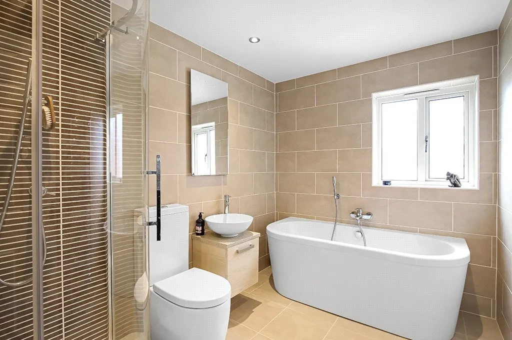 Rownhams Lane, Rownhams, Southampton, Hampshire, SO16 8AR, photo 8
