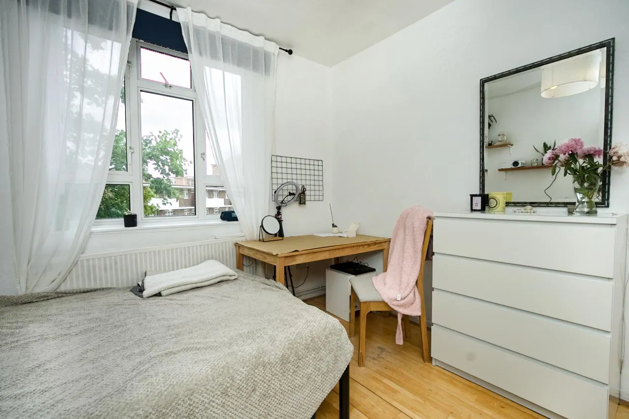 Patmore Estate, London, SW8, photo 17