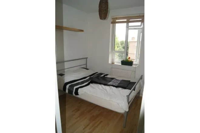 Patmore Estate, London, SW8, photo 9