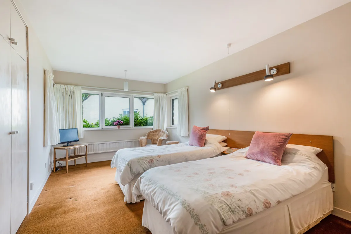 The Street, Ewhurst, GU6, photo 11