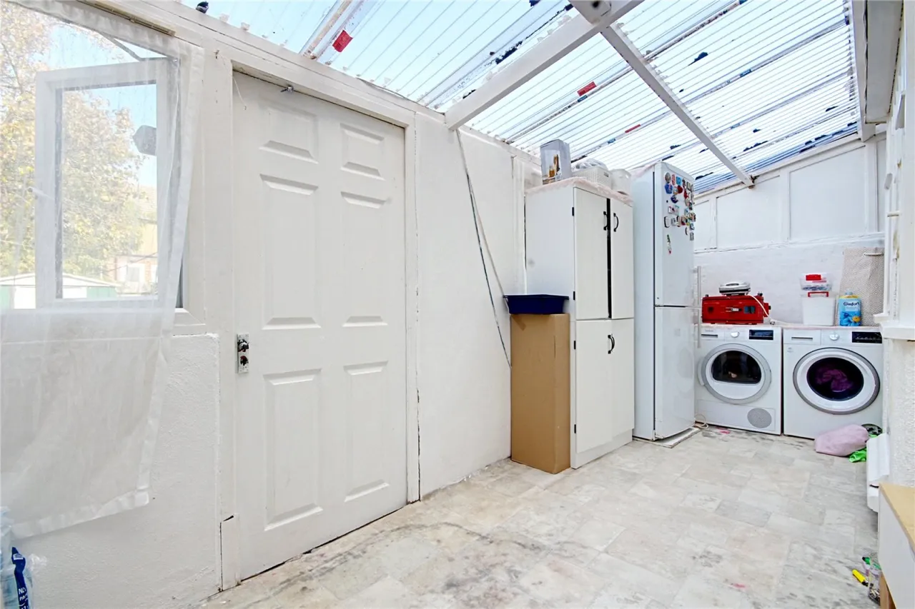 Carterhatch Road, Enfield, photo 7