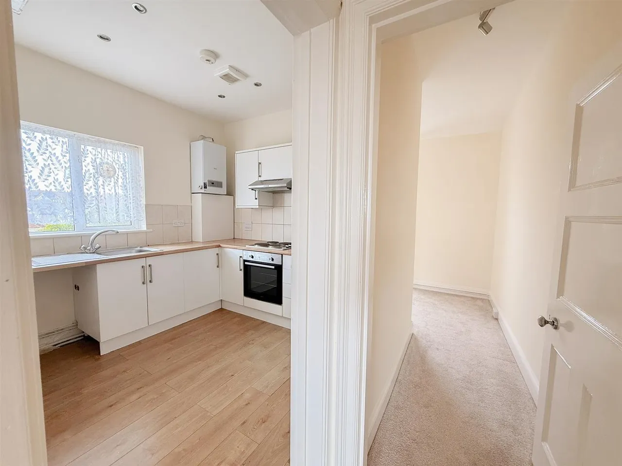 Magdalen Road, Bexhill, TN40 1SB, photo 5