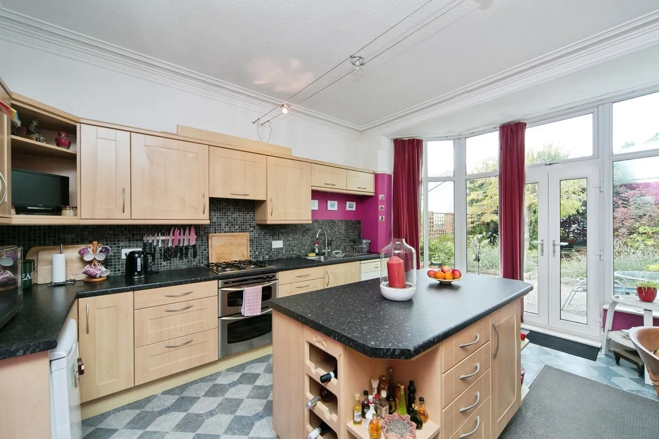 Grosvenor Road, Colwyn Bay, LL29, photo 3
