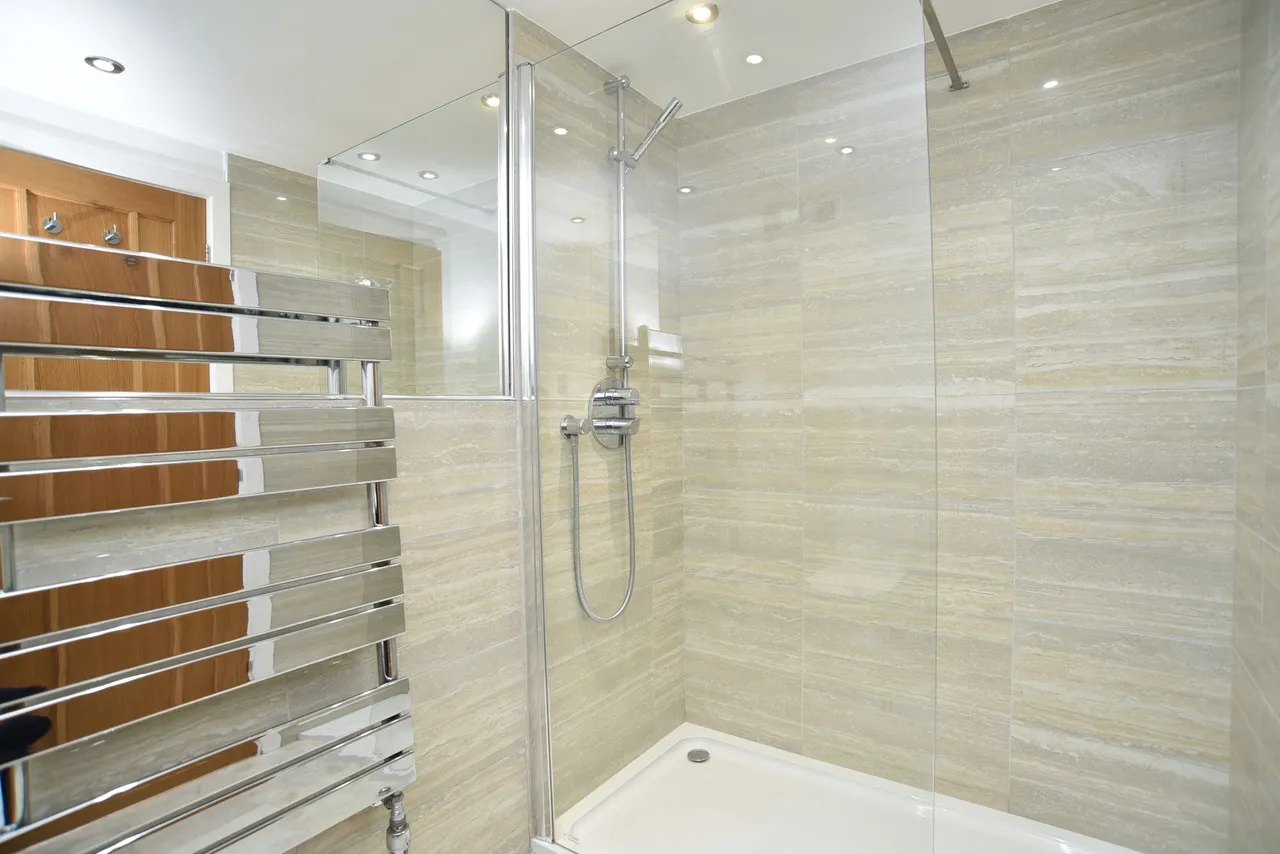 Harlow Moor Drive, Harrogate, HG2, photo 9