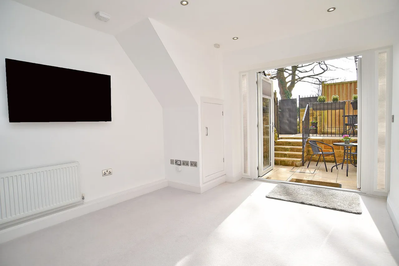 Harlow Moor Drive, Harrogate, HG2, photo 11