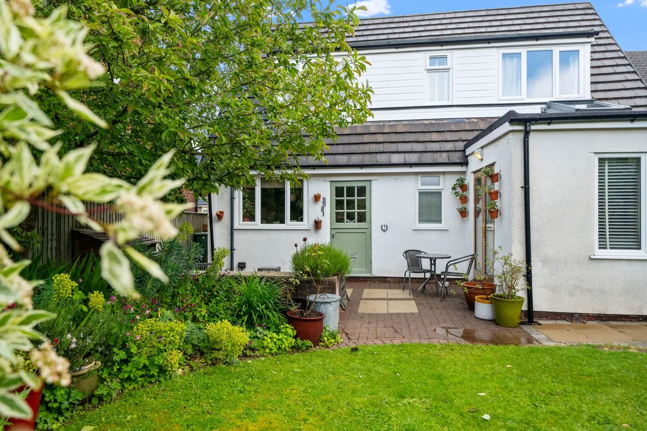 Newlands Drive, Lowton, Warrington, Warrington, WA3 2RY, photo 24