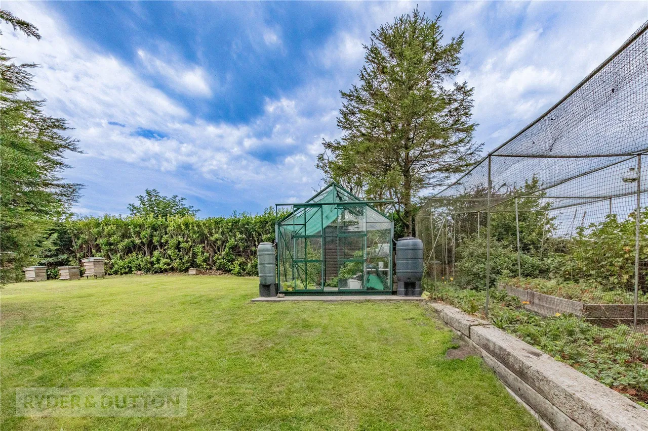 Lane Head Road, Lees, OL4, photo 37