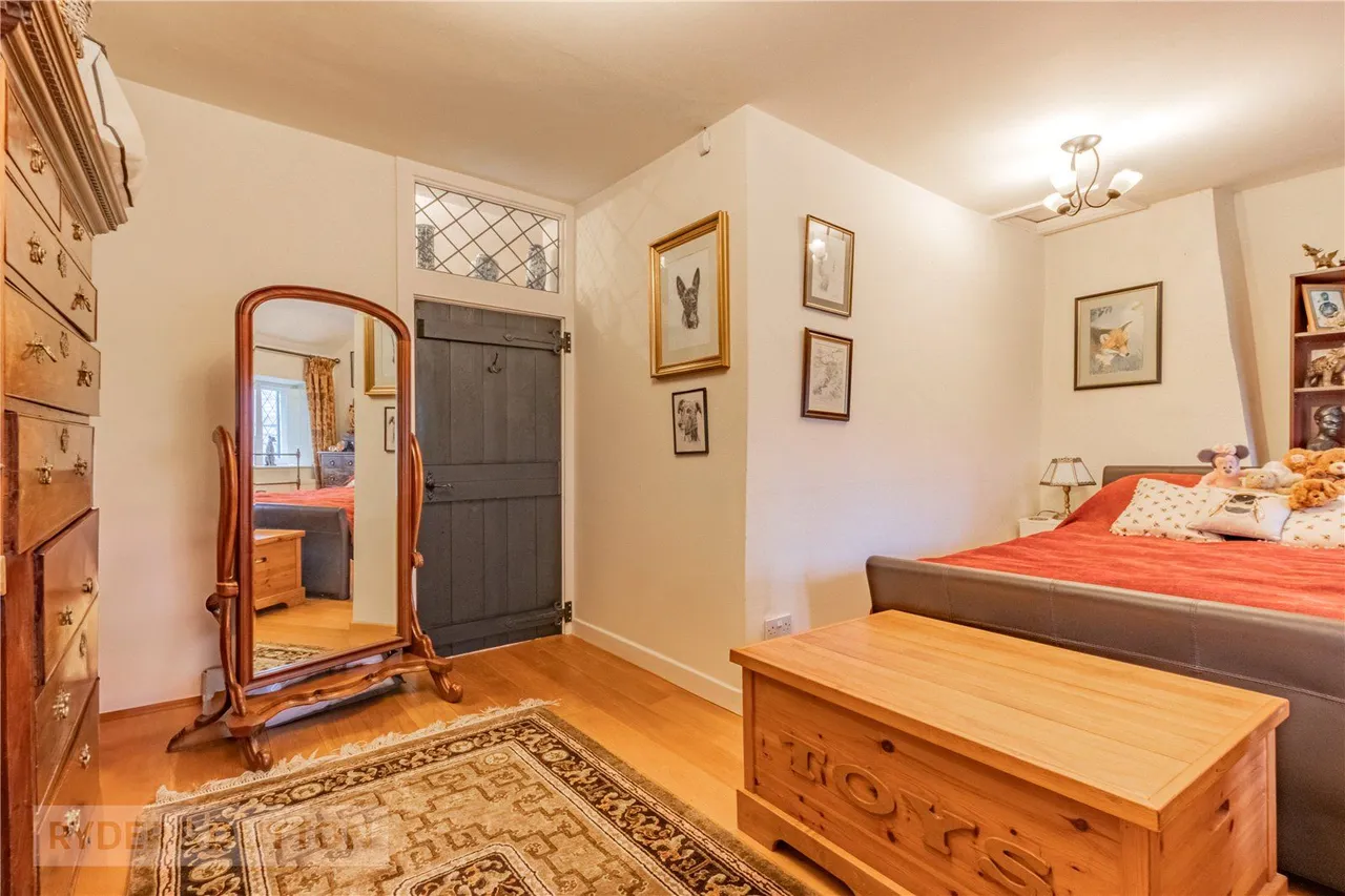 Lane Head Road, Lees, OL4, photo 26
